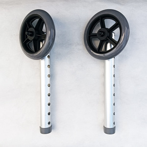Accoudoirs OEM avec roues en alliage d'aluminium et trous de réglage pour poussettes et déambulateurs - Product Image 3