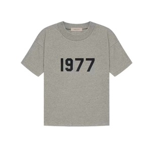 Completo Set Uomo 2026: T-shirt e Pantaloncini Elasticizzati in Colori Oatmeal Chiaro e Scuro - Collezione Essenziale SS22 - Product Image 6