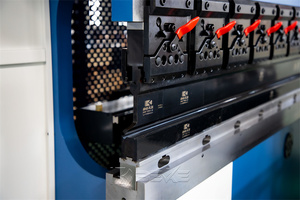 Máquina de Prensa Plegadora Servoeléctrica Industrial a Precio de Fábrica, Máquina de Doblado CNC Pequeña - Product Image 2