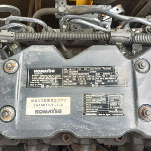 Komatsu รถขุดตีนตะขาบ PC200-8 20ตันพร้อมต้นฉบับสำหรับปั๊มเครื่องยนต์แมวส่วนประกอบหลักพร้อมส่ง - Product Image 2