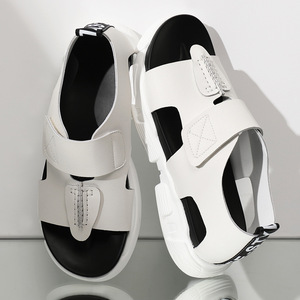 Nuovi <span class=keywords><strong>Sandali</strong></span> Estivi da <span class=keywords><strong>Uomo</strong></span> <span class=keywords><strong>in</strong></span> <span class=keywords><strong>Pelle</strong></span> Antiscivolo, Scarpe da Spiaggia alla Moda, Vendita all'Ingrosso - Product Image 1