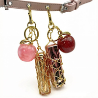 Porte-clés élégant en acier inoxydable tressé pour rouge à lèvres, avec breloque cœur rouge pailleté, pendentif portable pour sac à main, décoration mignonne, cadeau