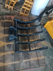 Nouvelle Râteuse Attacheuse SLN 2025 pour Excavatrice 5-7,5 tonnes – Idéale pour la Construction, le Nettoyage de Jardins et le Tri des Déchets - Product Image 4