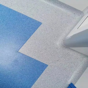 <span class=keywords><strong>Suelo</strong></span> de PVC para hospitales y oficinas <span class=keywords><strong>Suelo</strong></span> de <span class=keywords><strong>vinilo</strong></span> antiestático ignífugo grueso y homogéneo Impermeable - Product Image 6