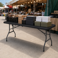Table pliante OEM en gros de 180 cm, robuste, en PEHD moulé par soufflage, pliable en deux, portable, pour banquets, camping et fêtes