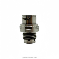 Mecanizado de conector de sensor de acero inoxidable de torneado CNC de precisión con interfaz roscada