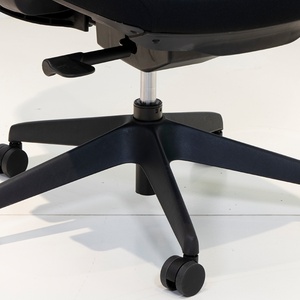 เก้าอี้สำนักงานเออร์โกโนมิกส์แบบหมุนได้ รุ่นโมเดิร์น สำหรับนั่งคุกเข่า ราคาประหยัด มือสอง - Product Image 6