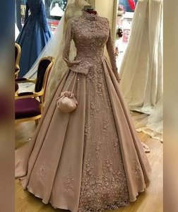 ชุดเจ้าสาว lehenga choli อะซิเตตที่สง่างามพร้อมด้วยการปักซาโดซีอย่างหนักสำหรับชุดแต่งงานยาวถึงพื้น - Product Image 5