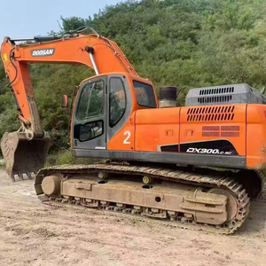 Excavatrice sur chenilles Doosan DX300 à haut rendement, multifonctionnelle originale, en bon état, pelle Komatsu SANY CAT d'occasion en vente - Product Image 1