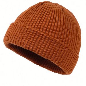 Bonnet tricoté classique court, nouvelle collection automne-hiver, pour femmes et hommes, idéal pour le quotidien et les tenues de rue. - Product Image 5