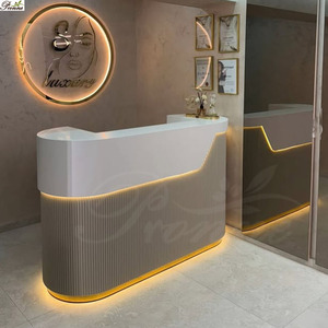 Mostrador de Recepción Moderno para Salón de Belleza o Peluquería, Color Rosa - Product Image 1