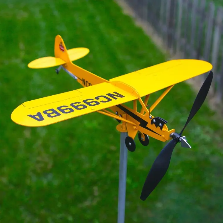 3D Piper J3 Cub Wind Spinner Plane Metal Airplane Weather Vane Outdoor Roof Wind Direction Indicator WeatherVane Garden Decor