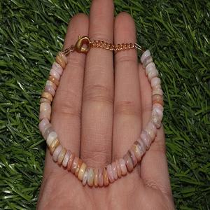 Bracelet perlé en opale rose naturelle de qualité AAA+ plaqué or 14 carats, cadeau d'anniversaire chrétien, forme ronde de 6 mm, style classique - Product Image 4