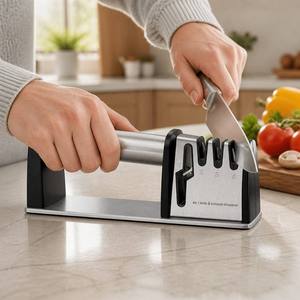 4-in-1 Messer- und Scherenschärfer Küchengadget mit Grober Diamant-Keramik-Schärfplatte aus Edelstahl Direkt vom Hersteller - Product Image 1