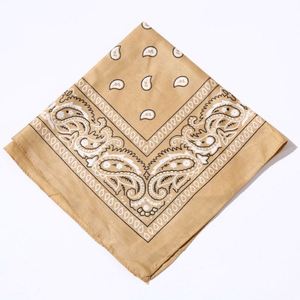 Bandana à motifs, foulard bandana western pour cheveux, écharpe audacieuse pour femme, idéale pour superposer sur des tenues et exprimer sa personnalité - Product Image 3