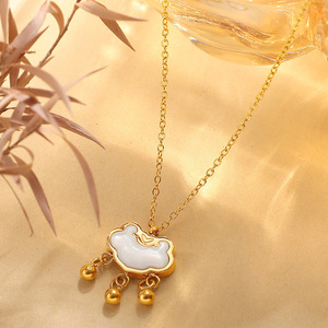 Collier Pendentif Rétro Tendance en Alliage de Zinc Plaqué Or 18K avec Œil de Chat Rouge et Blanc, Chaîne de Clavicule Cadeau - Product Image 2