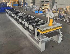 Machine portable de fabrication de panneaux de toit à <span class=keywords><strong>joint</strong></span> <span class=keywords><strong>debout</strong></span> sans soudure Machine de fabrication de rouleaux de parement en <span class=keywords><strong>acier</strong></span> à encliquetage automatique - Product Image 5
