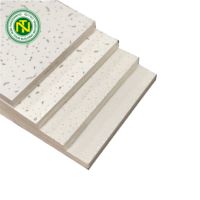 Carreaux de plafond en fibre minérale acoustique pour studio ou hôtel Matériaux de décoration intérieure Laine minérale Carré NEW TOUR