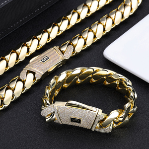 <span class=keywords><strong>Bracciale</strong></span> a catena cubana spessa placcata <span class=keywords><strong>oro</strong></span> 14K NUOYA USA Warehouse con chiusura a diamante ghiacciato, gioielli <span class=keywords><strong>di</strong></span> lusso da <span class=keywords><strong>uomo</strong></span> - Product Image 4