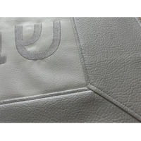 Housse de Challah en Cuir Exotique à Livraison Rapide avec Broderie Argentée Élégante, Design Classique, Housse Chala pour Shabbat, Cadeau Judaïca