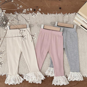 Vêtements d'hiver pour bébé de couleur unie, pantalons évasés en dentelle pour filles, leggings mignons en coton pour bébés, printemps et automne - Product Image 3