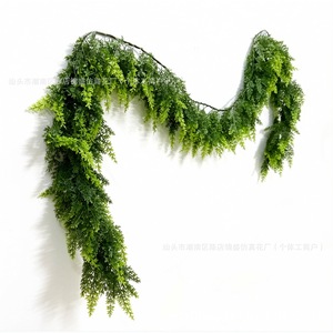 Guirlande de cyprès artificiel 2,7 m, verdure pour décorations de Noël à la maison - Product Image 3