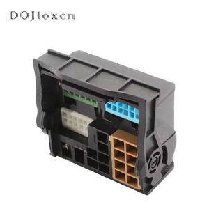 Conector de alimentación de <span class=keywords><strong>52</strong></span> pines para coche con Quad Lock, 8x0.035/444 /3B7.035/447, línea completa para reproductor de CD, conector de audio y antena FM - Product Image 2