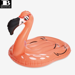 Flamant rose gonflable géant à chevaucher pour piscine, en PVC épaissi et durable, flotteur aquatique gonflable pour enfants et adultes - Product Image 3