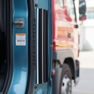 Joint d'étanchéité de bas de <span class=keywords><strong>porte</strong></span> OEM ODM, bande de protection pour bord de <span class=keywords><strong>porte</strong></span> de camion, service personnalisé, matériau PVC, étanche, garantie 5 ans - Product Image 6