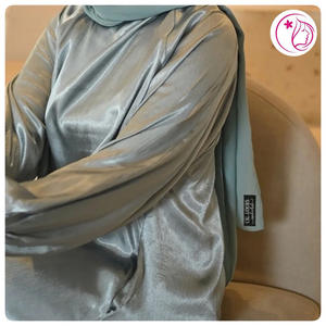 Abito da Preghiera Musulmano di Lusso con Maniche a Palloncino in Raso di Seta Malese Nero, Abaya Islamica di <span class=keywords><strong>Istanbul</strong></span>, Dubai 2023 - Product Image 2