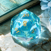 Dés géants faits à la main, polyédriques, de couleur turquoise, en forme de diamant, de luxe, D20 50MM pour les jeux de rôle TTRPG, DND, jeux de société - RD - Dés turquoise D20 50MM