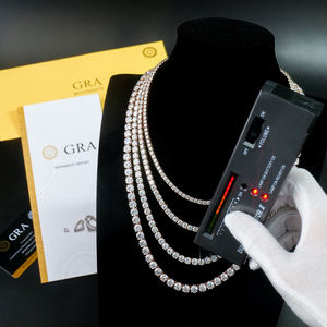 สร้อยคอเทนนิสเพชรโมซานไนต์ทรงเหลี่ยมเจียระไนแบบบริลเลียนท์เคลือบทองคำขาว 925 สำหรับผู้ชายสไตล์ฮิปฮอป ขายส่ง - Product Image 3