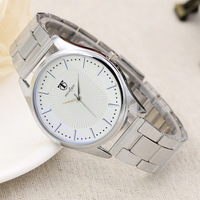 Achetez 1 montre à quartz pour homme à mouvement inversé, cadran vert, aiguilles en verre, acier inoxydable, étanche, fabricants de montres à marque privée