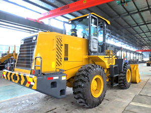 Chargeur sur pneus <span class=keywords><strong>ZL40</strong></span> de 4 tonnes d'excellente performance pour équipement lourd avec capacité de godet de 2,5 m³ et pièces de rechange - Product Image 5