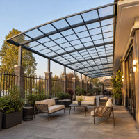 Pergola en aluminium à grande portée avec toit en polycarbonate, certifiée CE, imperméable, pour terrasse extérieure, auvent de salon, personnalisable OEM