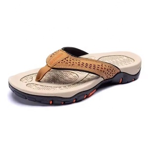 Sandales plates décontractées d'été pour hommes en cuir véritable avec doublure en maille respirante et semelle extérieure en caoutchouc, design sportif à bout ouvert - Product Image 1