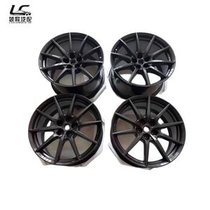 Cerchio in Fibra di Carbonio Forgiata ad Alte Prestazioni per Ferrari SF90 Stradale Spider 2020-2025, 21 Pollici - Product Image 1