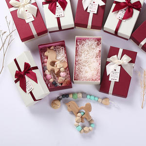 2 Pcs/Set <span class=keywords><strong>Licorne</strong></span> Design Baby Hochet Crochet Bois Silicone Perles <span class=keywords><strong>Anneau</strong></span> <span class=keywords><strong>de</strong></span> <span class=keywords><strong>Dentition</strong></span> Bébé <span class=keywords><strong>Anneau</strong></span> <span class=keywords><strong>de</strong></span> <span class=keywords><strong>Dentition</strong></span> Jouets Boîte Cadeau - Product Image 5