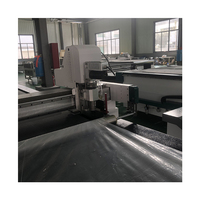Máquina de Corte de Tela CNC con Mesa de Alimentación Automática TC, Cortadora de Tela para Prendas de Vestir, Camisetas, Vestidos y Producción de Ropa