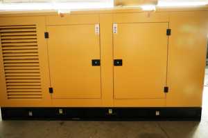 312.5KVA 250KW 저소음형 380V 삼상 천연가스 LPG 수냉식 발전기 세트 트레일러 전기 시동 AC 단상 - Product Image 4