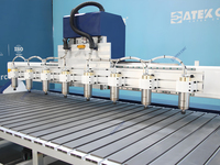 Routeur CNC multi-broches grand format 8 têtes Machine automatique de sculpture sur bois pour la fabrication de meubles 3D en masse