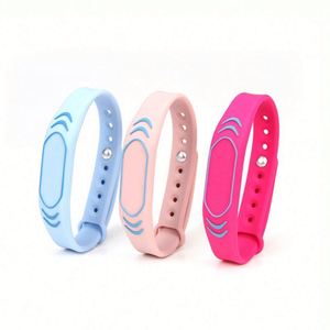 กำไลข้อมือซิลิโคน RFID และเซ็นเซอร์ NFC ออกแบบได้ตามต้องการ - Product Image 3