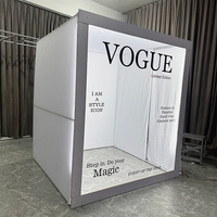 Boîte photo de mariage 2026 : Le meilleur choix – Éclairage LED RGB Vogue à 360 degrés, arrière-plans et cabine photo blanche