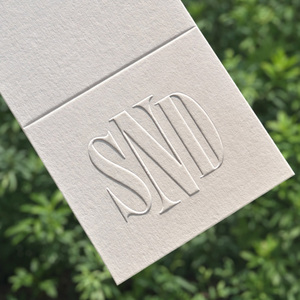 Biglietti <span class=keywords><strong>da</strong></span> <span class=keywords><strong>Visita</strong></span> Pieghevoli Bianchi Personalizzati con Logo, Alta Qualità, Stampa 3D, Biglietti di Auguri in Carta Goffrata - Product Image 2