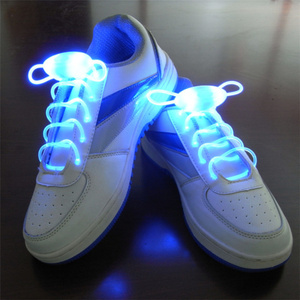 Modèle chaud de lacets lumineux à led avec clignotant multicolore pour hommes chaussures imperméable à l'eau led lacet lumière - Product Image 1