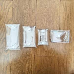 กระเป๋าใส่เหรียญ PVC ขนาดเล็กแบบใส ราคาโรงงาน พร้อมกระดุมแป๊ก พวงกุญแจ กระเป๋าสตางค์ใบเล็ก และซองใส่บัตรทรงสี่เหลี่ยม - Product Image 3