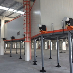 Équipement de peinture en poudre haute efficacité, ligne de peinture automatique avec contrôle PLC, four de cuisson chauffant - Product Image 1