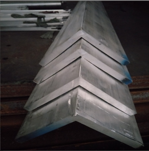 1060 3003 アルミニウム合金アングル鉄 <span class=keywords><strong>6061</strong></span> <span class=keywords><strong>6063</strong></span> アルミニウム等辺アングル L 型切断可能曲げ加工材 T3-T8 強化タイプ - Product Image 5