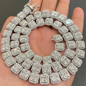 Collier chaîne tennis classique en moissanite plaqué argent à forte demande, avec fermoir sécurisé, pour femme, collections de bijoux haut de gamme - Product Image 1