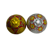 Ballon de football de taille 2 souple et léger de haute qualité Mini balle cousue à la machine en PVC pour les jeux d'entraînement en plein air pour enfants